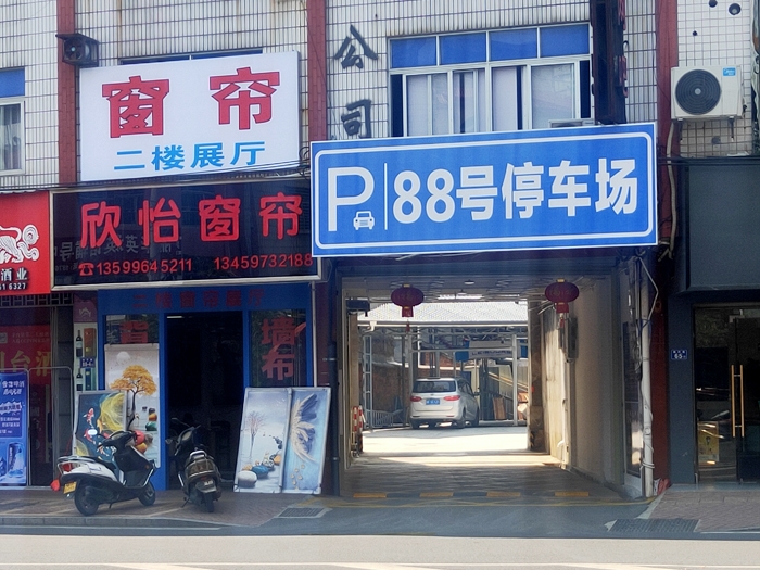 02.jpg