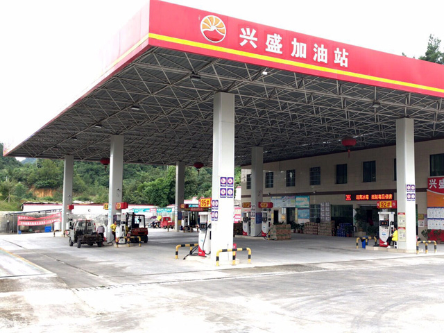 百万豪礼感恩钜惠,贵州省毕节市金沙县兴盛加油站订购一台镭豹350电脑洗车机