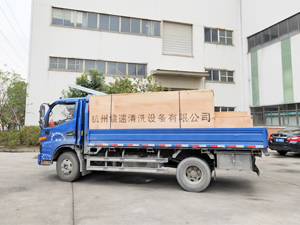 产品好发货快,镭鹰S90洗车机发往河北省保定市曲阳县京化能源加油站