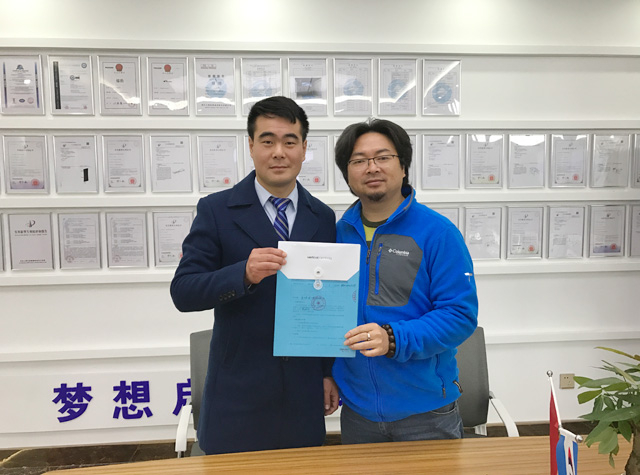 镭豹X1签约不断,深圳伯乐汽车美容体验馆订购2台